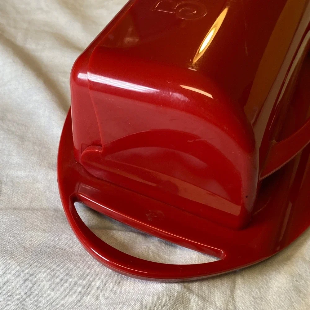 Butterie Flip-Top Butter Dish Red Countertop Butter Keeper‎ With Lid